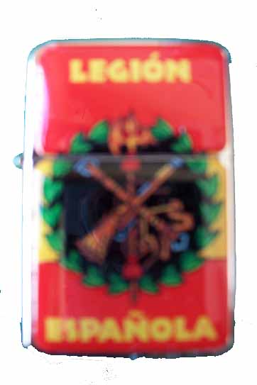 Mechero modelo Zippo con el escudo de la Legion Española